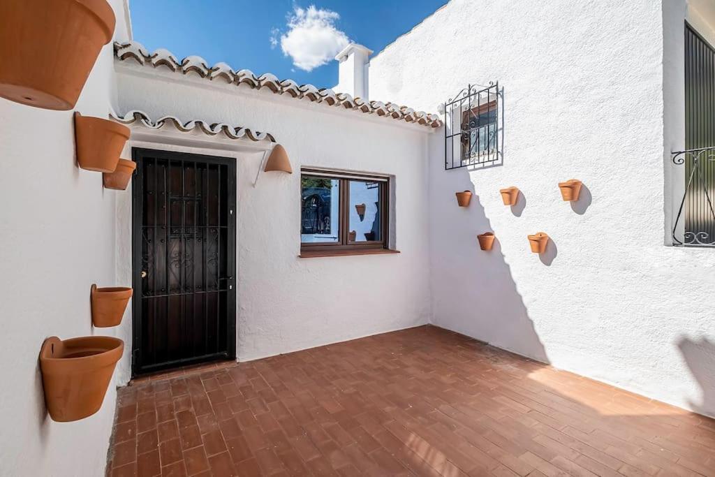 Nuevo Piscina Villa